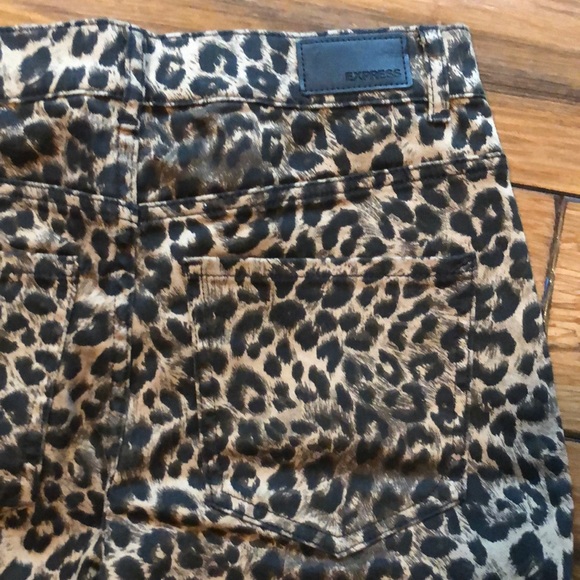 Express Cheetah print Pants - Picture 3 of 3